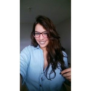 Meet your Posher, Samary